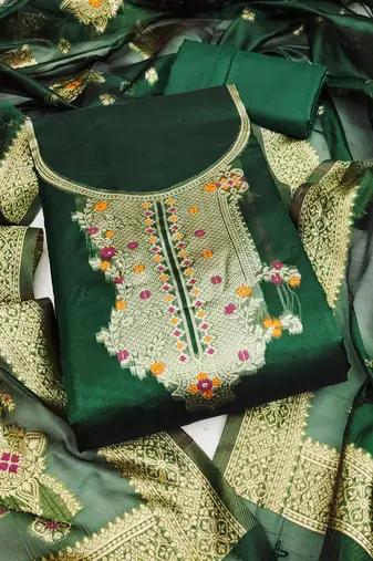 Women green organja jacquard dress material with dupatta