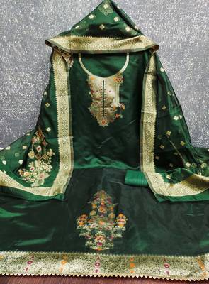 Women green organja jacquard dress material with dupatta 3