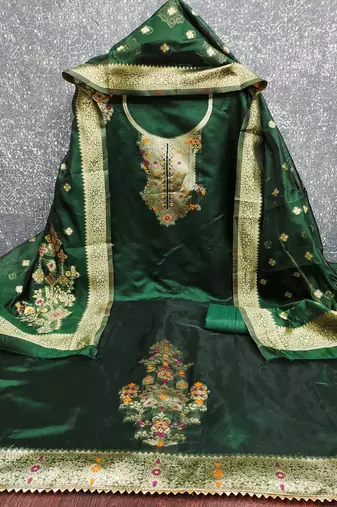Women green organja jacquard dress material with dupatta