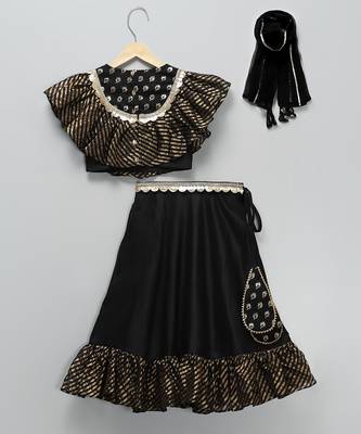 Black embroidered cotton silk lehenga set 2