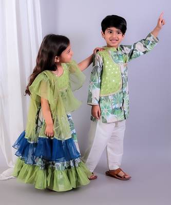 Green printed organza lehenga set 5