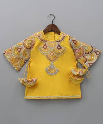 Yellow embroidered cotton silk kurta set 5