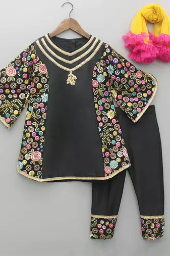 Black embroidered cotton silk kurta set