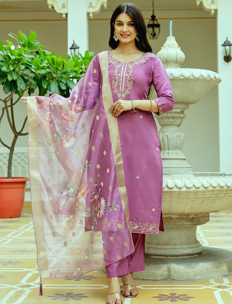 Lavender viscose chanderi silk thread embroidered with beads work with printed dupatta kurta pant set