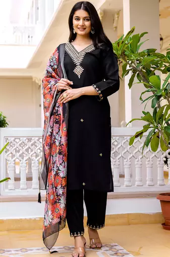 Black viscose chanderi thread embroidered with beads work with printed dupatta kurta pant set