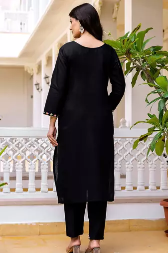 Black viscose chanderi thread embroidered with beads work with printed dupatta kurta pant set