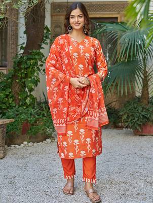 Orange cotton blend printed kurta pant set 2