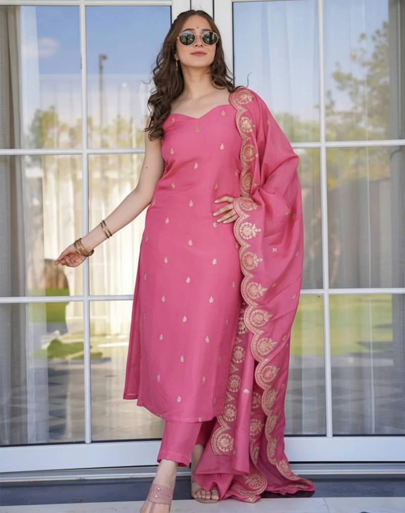 Pink viscose zari chanderi heavy thread embroidered work kurta pant set