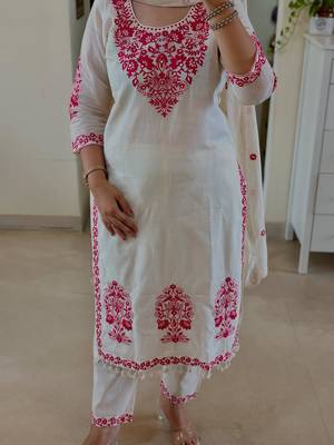 Floral embroidered white round neck cotton kurta set with trouser & dupatta 4