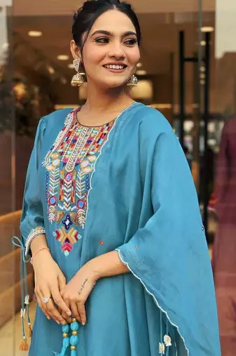 Floral embroidered blue round neck chanderi kurta set with trouser & dupatta