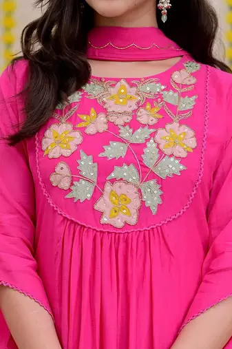 Floral embroidered pink round neck cotton kurta set with trouser & dupatta