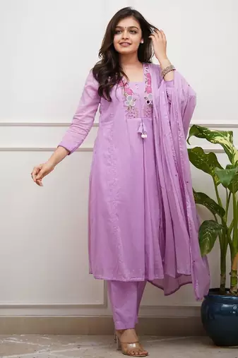 Floral embroidered purple v neck cotton kurta set with trouser & dupatta