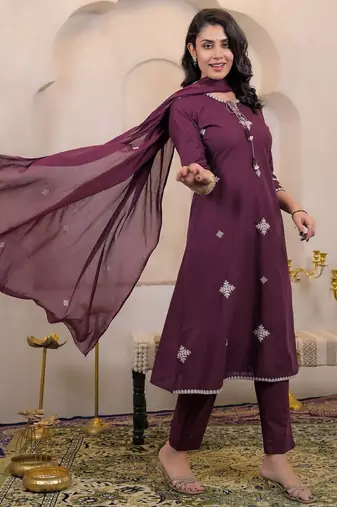 Floral embroidered purple round neck cotton kurta set with trouser & dupatta