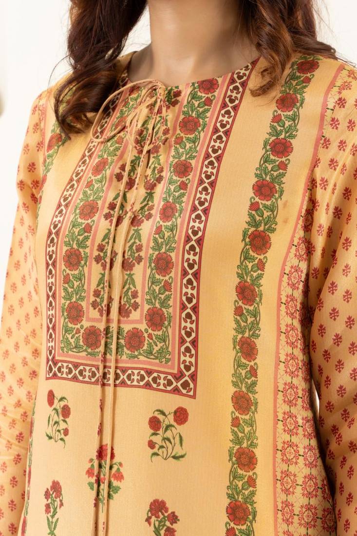 Floral embroidered gold tissue kurta set