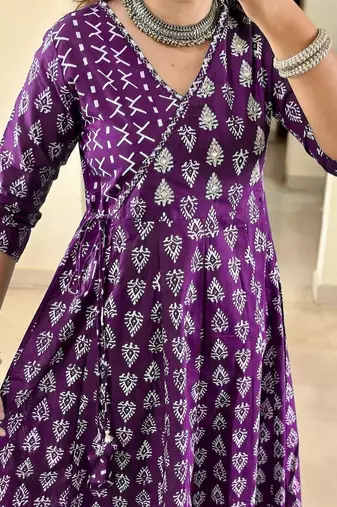 Floral printed purple v neck cotton kurta set with trouser