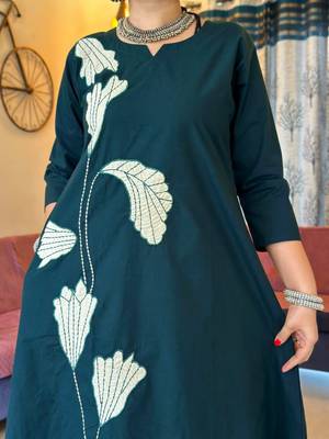 Floral embroidered green round neck cotton kurta set with trouser 3