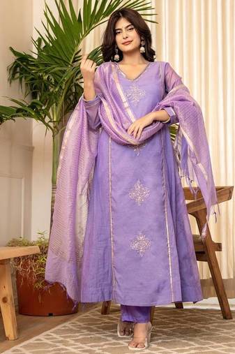 Floral Embroidered Purple V Neck Chanderi A Line Kurta With Trouser & Dupatta