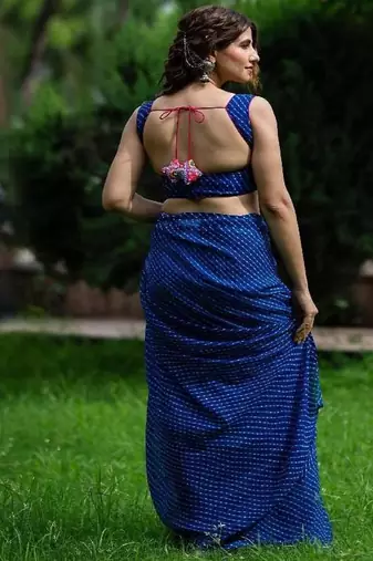 Lehriya Printed with Embroidered Sleeveless Saree Blouse