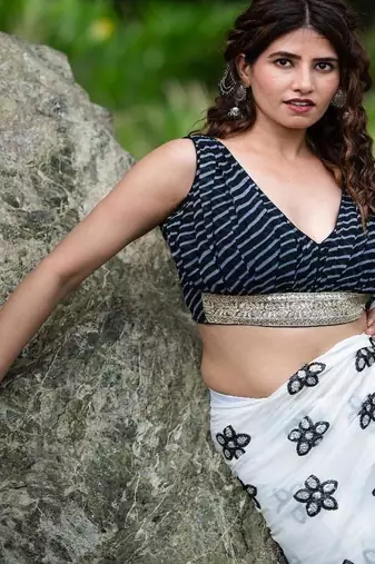 Lehriya Printed with Embroidered Saree Blouse