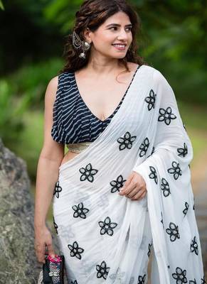 Lehriya Printed with Embroidered Saree Blouse 4