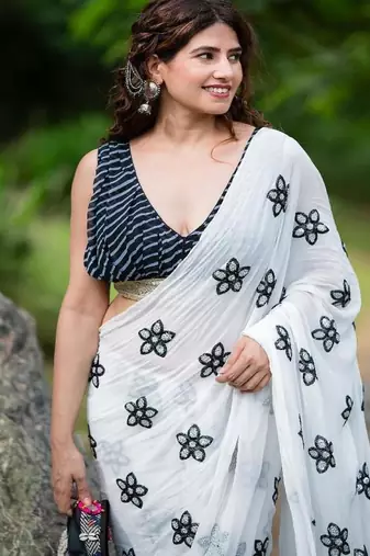 Lehriya Printed with Embroidered Saree Blouse