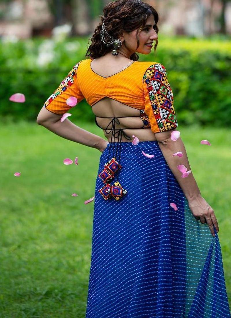 Lehriya Printed with Embroidered Saree Blouse