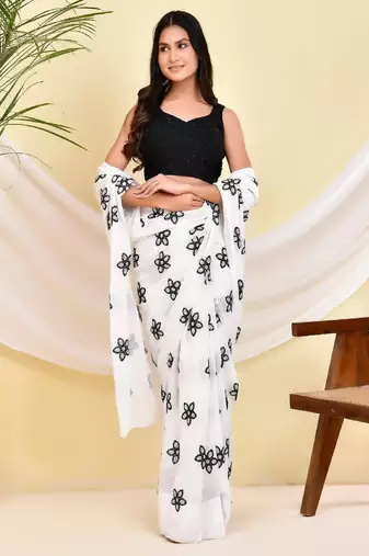 Embellished Cut-dana Work Sleeveless Padded Blouse
