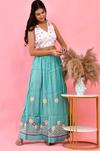 V-Neck Sleeveless Embellished Saree Blouse