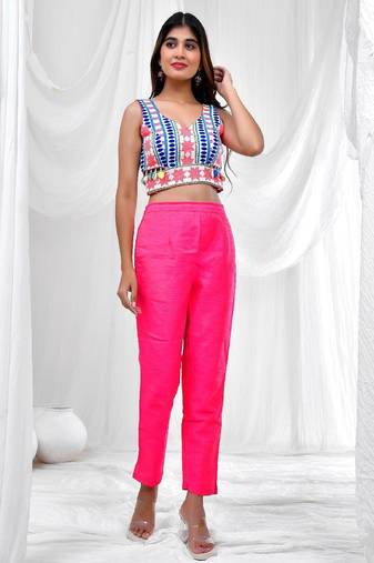 Geometric Print Jacquard Sweet Heart Neck Padded Saree Blouse