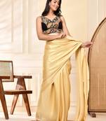 Embroidery Paisley Zari V Neck Padded Saree Blouse