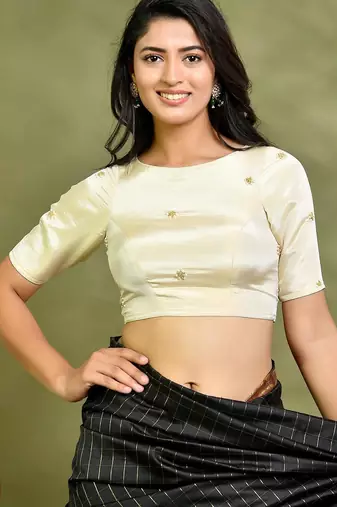 Embellished Round Neck Padded Saree Blouse