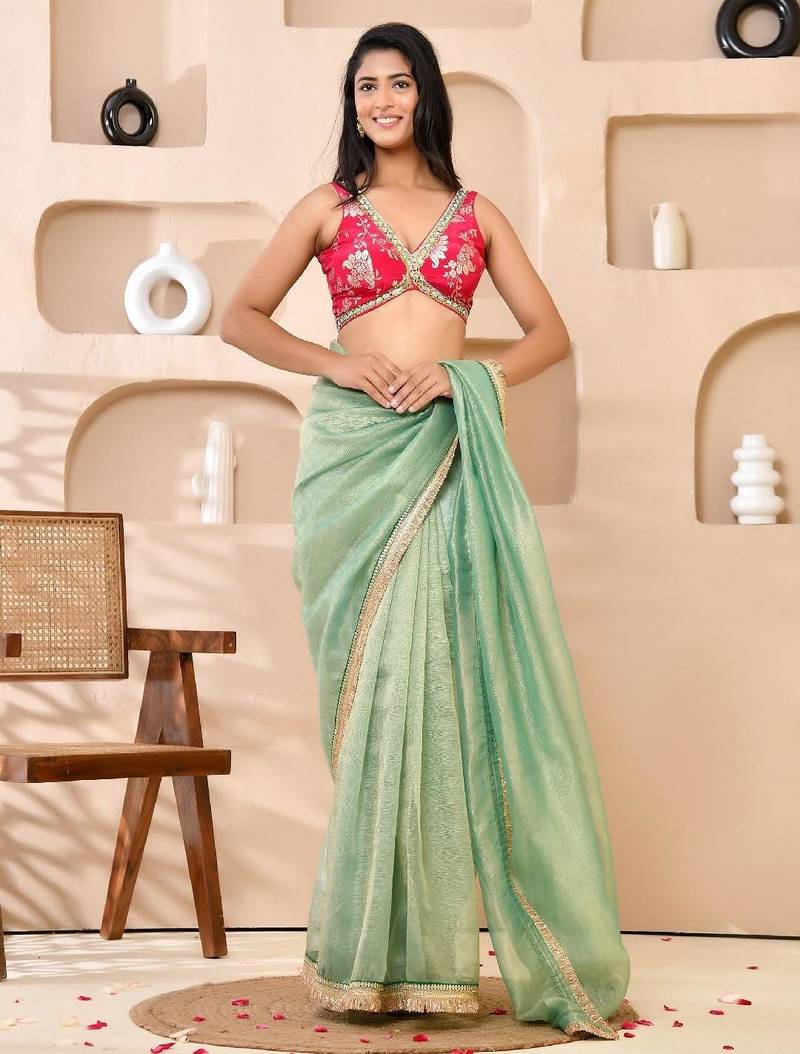 Woven Designed Banarsi V-Neck Padded Saree Blouse