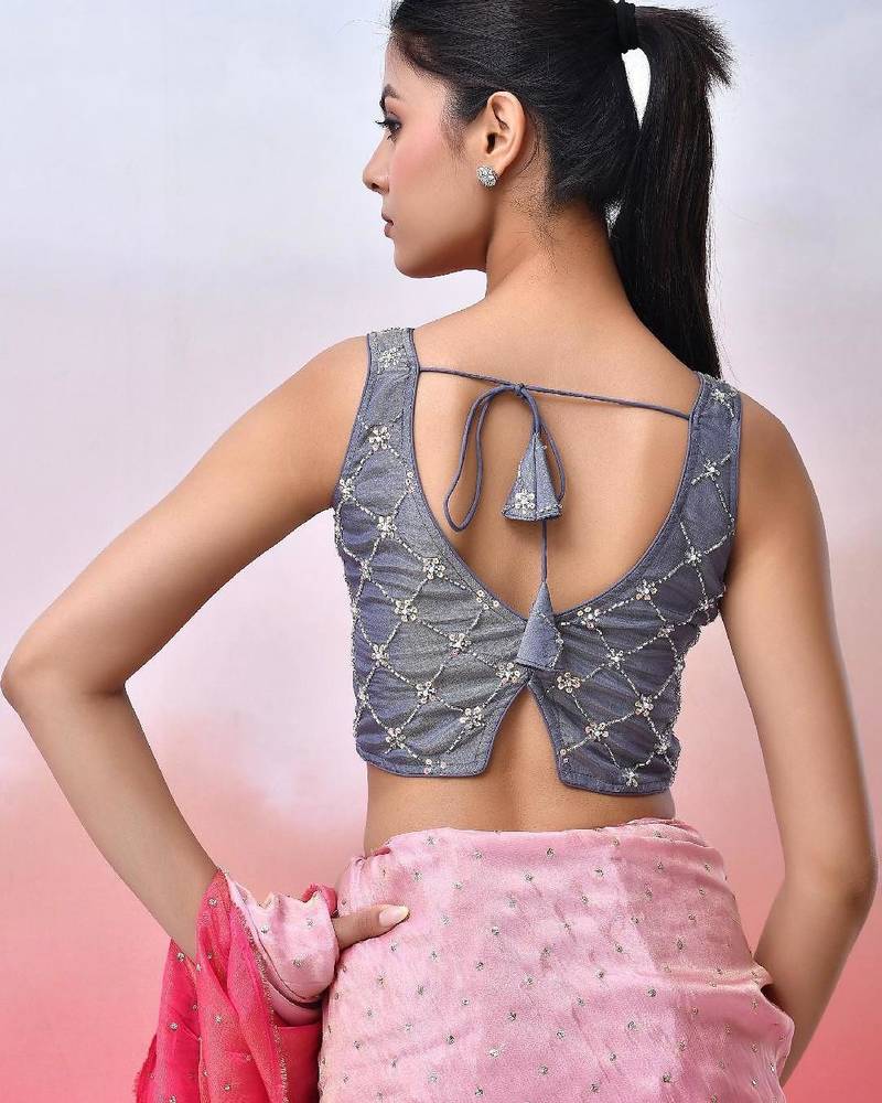 Embellished Sleeveless Padded Tissue Saree Blouse