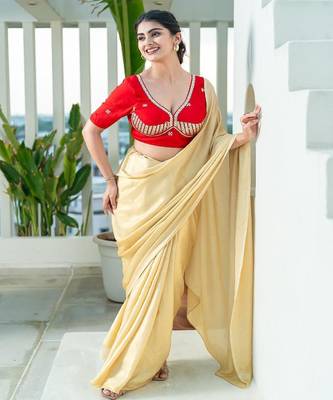 Embroidered Sweeteart Neck Saree Blouse 1
