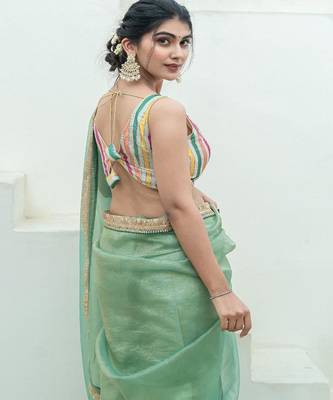 Women Striped V-Neck Padded Saree Blouse 3