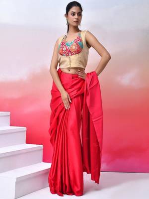 Woven Designed Sweetheart Neck Saree Blouse 1