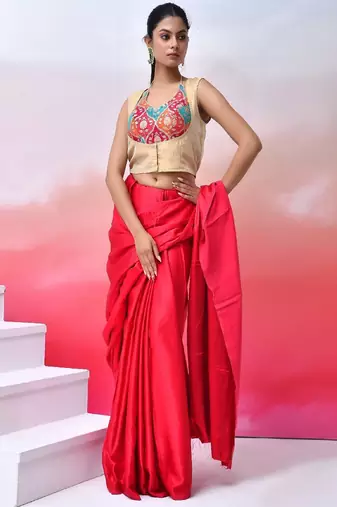 Woven Designed Sweetheart Neck Saree Blouse