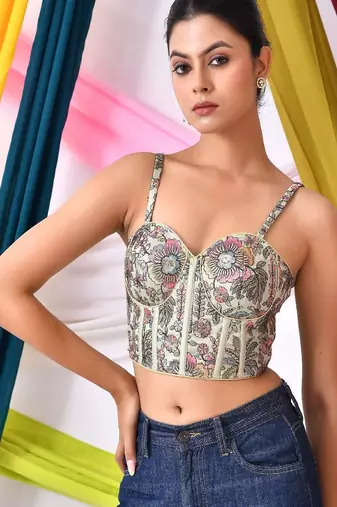 Embroidered Sweetheart Neck Saree Blouse with Tie-up Back