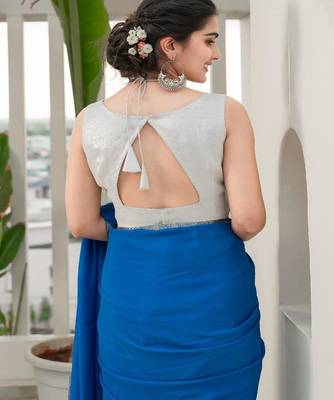 Women Embellished Sweetheart Neck Saree Blouse 2