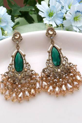 Green color kundan earrings