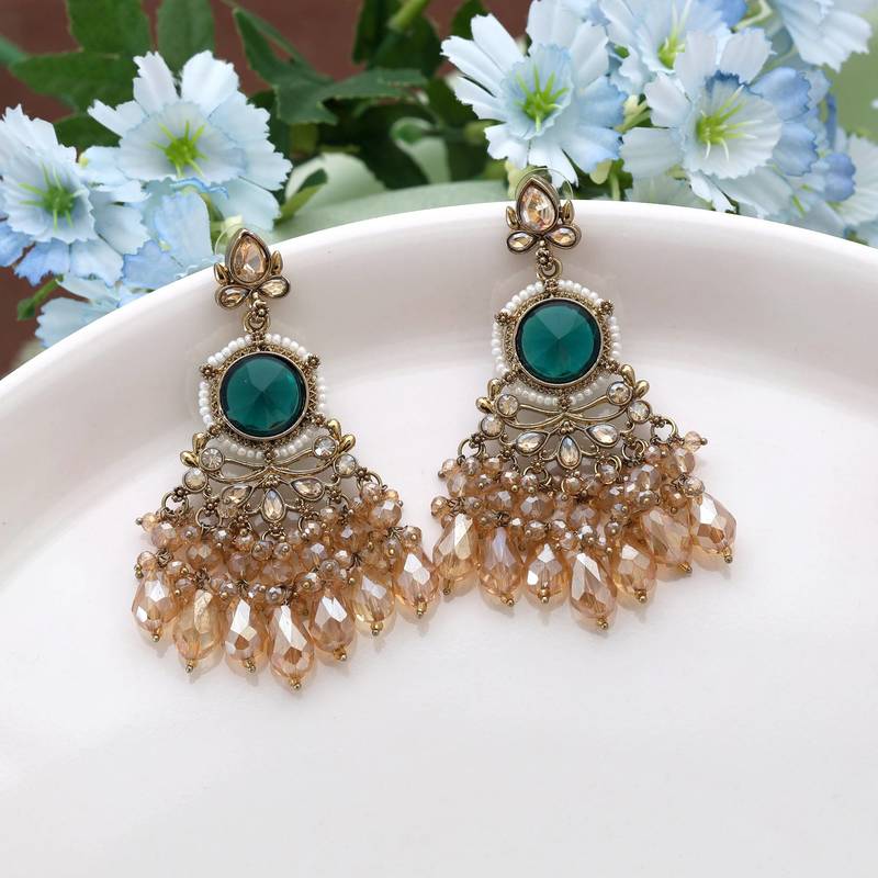 Green color kundan earrings