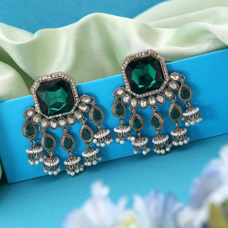 Green color kundan earrings
