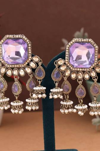 Light purple color kundan earrings