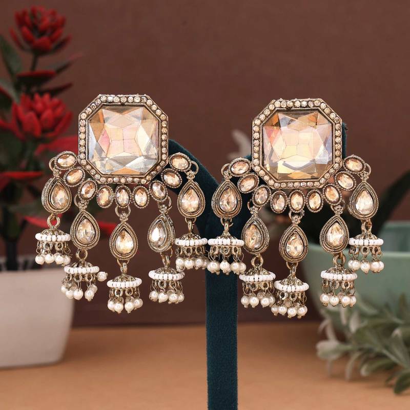 Gold color kundan earrings