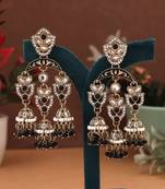 Black color kundan earrings