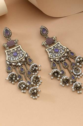 Light purple color kundan earrings