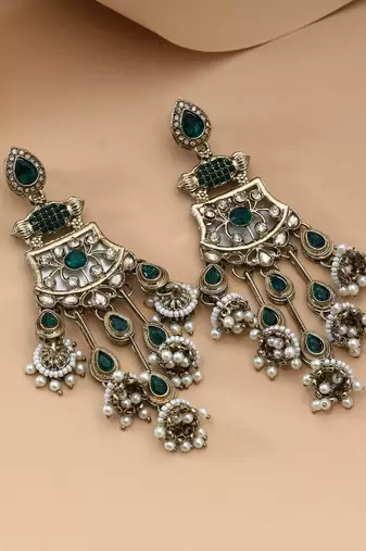 Green color kundan earrings