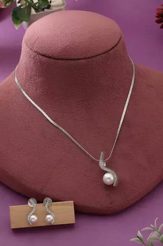 Silver color american diamond necklace set