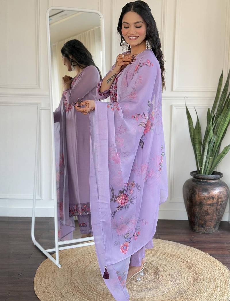Lavender embroidered tesla suit set with floral organza dupatta