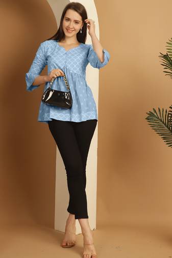 Sky blue women's pure cotton hand painted short top